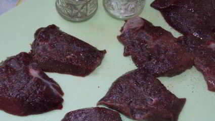 отбивные из печени говяжьей