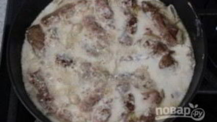 печень баранья в сметане