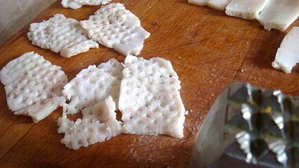 печень говяжья, запеченная под сырной шапкой