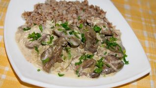 Печень индейки с луком