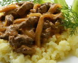 Печень по-строгановски