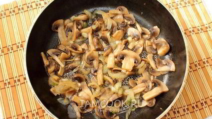 печень с картошкой в горшочке