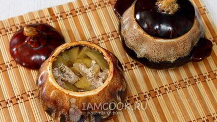 печень с картошкой в горшочке