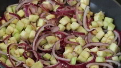 печень с овощами