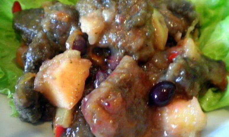 Рецепт печень с яблоками и черной смородиной