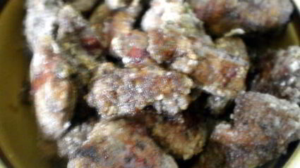 печень с яблоками и черной смородиной