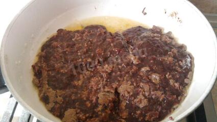 печень тушеная с капустой