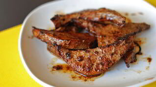 Печень в пряной медовой глазури