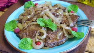 Жареная печень с луком