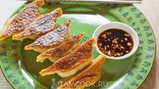 Китайские жареные пельмени