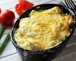 Пельмени с сыром и сметаной в духовке