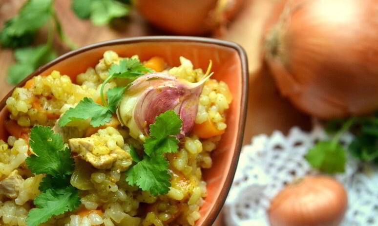 Рецепт легкий южный плов с зирой и курагой