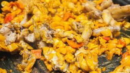 паэлья с морепродуктами и курицей