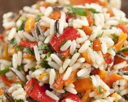 Пилаф с тыквой, красными перцами и жареными тыквенными семечками