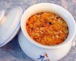 Плов с куриной грудкой в горшочке