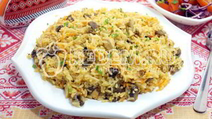 плов с курицей и грибами