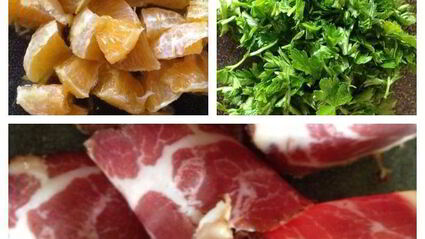 плов с сухофруктами, апельсинами и копченой корейкой