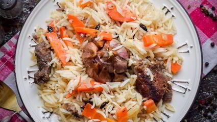 плов с тушенкой в мультиварке