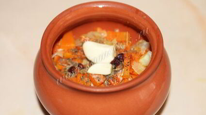 плов со свининой в горшочках