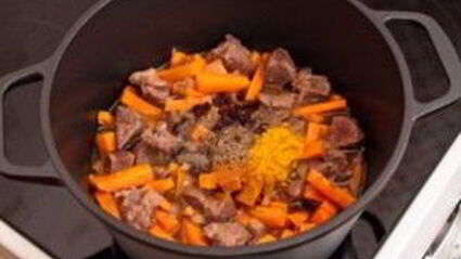 плов в кастрюле