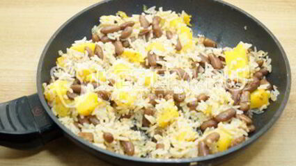 постный плов с тыквой и фасолью