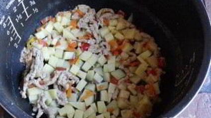 овощное рагу с фаршем в мультиварке