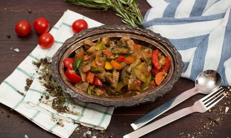 Рецепт овощное рагу со свининой