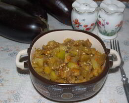 Рагу из баклажанов и помидоров