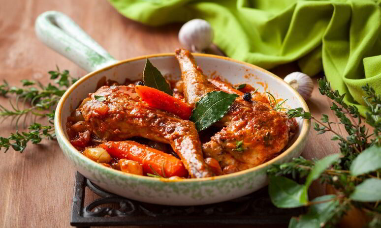 Рецепт рагу из кролика со сливами