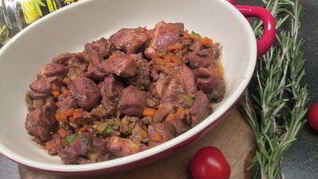 Рагу из кролика в вине с тальятелле