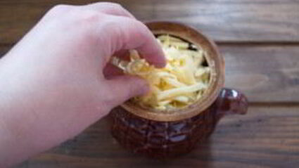 рагу в горшочках с мясом