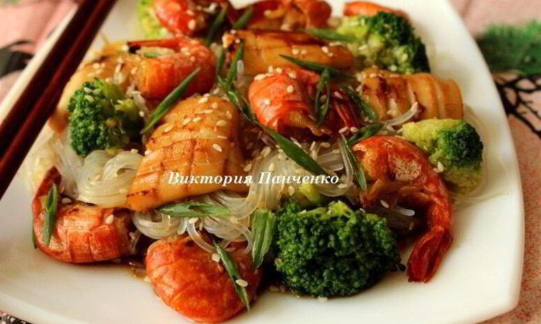 Рецепт рисовая лапша с брокколи и морепродуктами