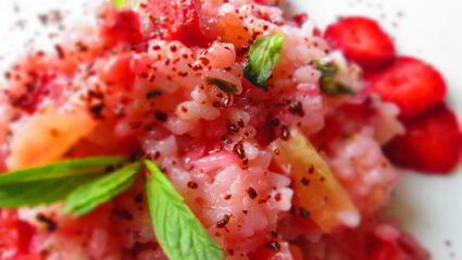 клубнично-яблочное ризотто с ананасом