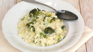 Ризотто с брокколи и пармезаном