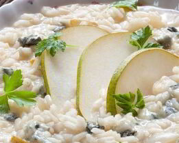 Ризотто с грушами и синим сыром