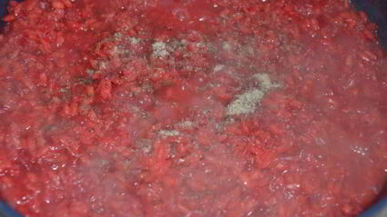 ризотто со свеклой и стейками