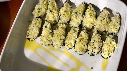 фаршированные мидии, запеченные под картофельной корочкой