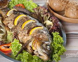 Карась в фольге в духовке