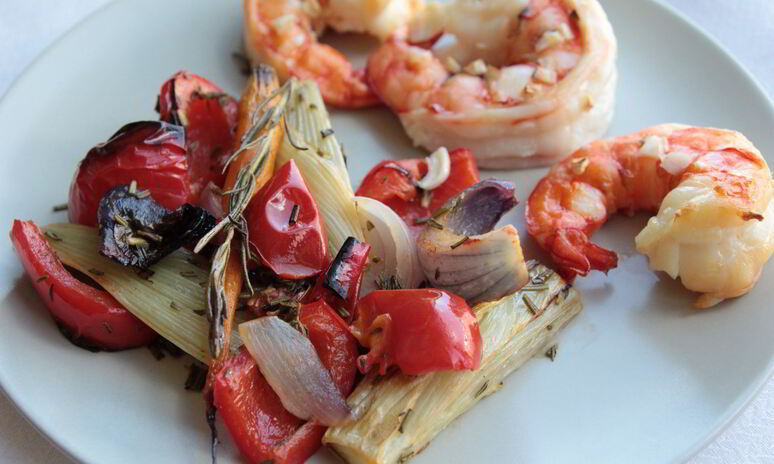 Рецепт креветки с запеченными овощами