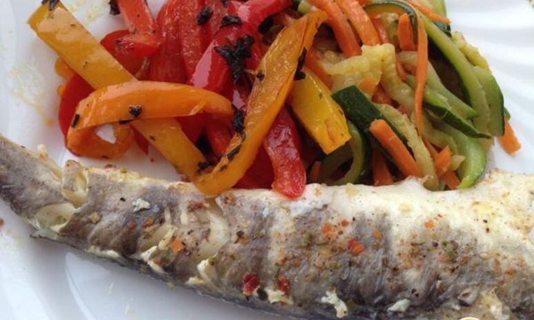 Рецепт ледяная запеченая в духовке с овощным гарниром