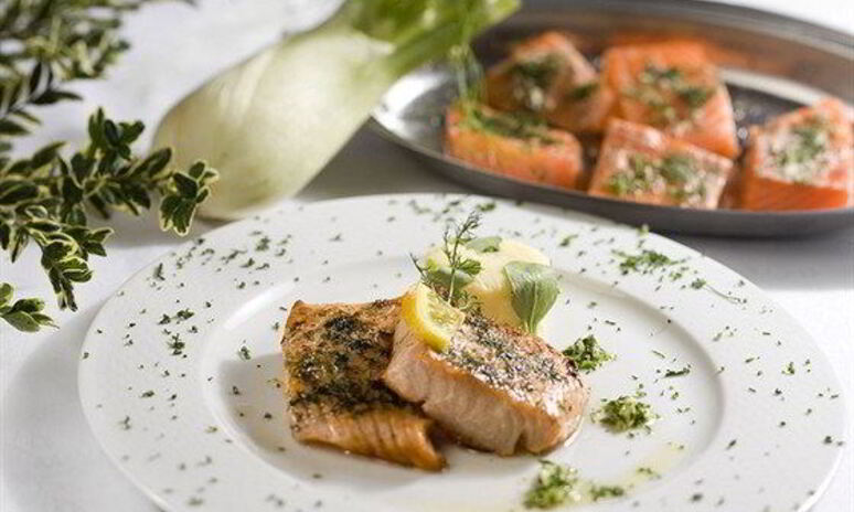 Рецепт лосось с фенхелем и перно
