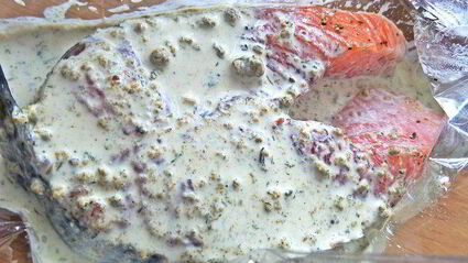 лосось в сливках и помидоры-гриль