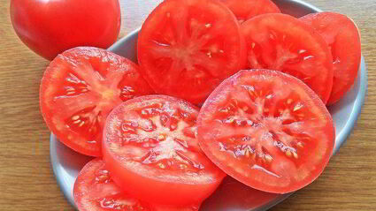 лосось в сливках и помидоры-гриль