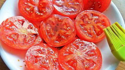 лосось в сливках и помидоры-гриль