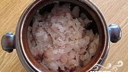 минтай в горшочке