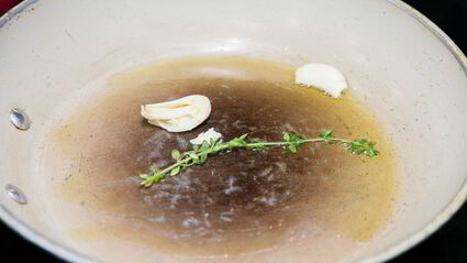 морской окунь с лисичками