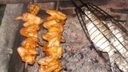 рыба, запеченная на решетке