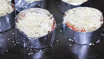 семга запеченная с ананасом и сыром