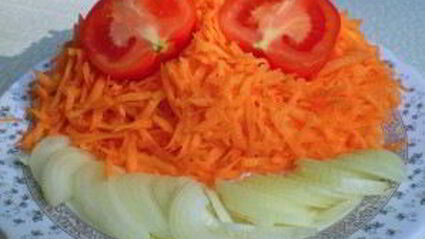 тилапия с помидорами и сыром