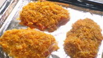 тилапия с помидорами и сыром